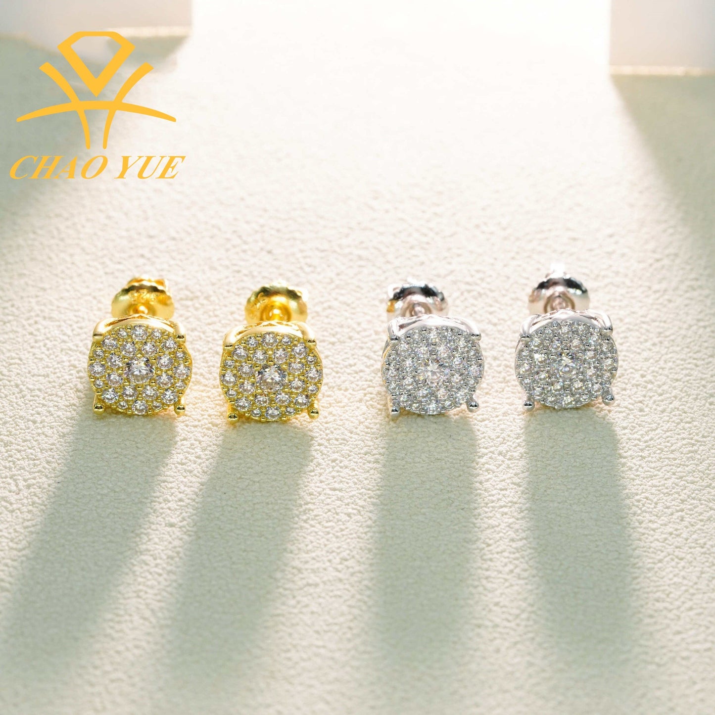 Four pairs of earrings in gold and silver on a light background with 'CHAOYUE' branding.