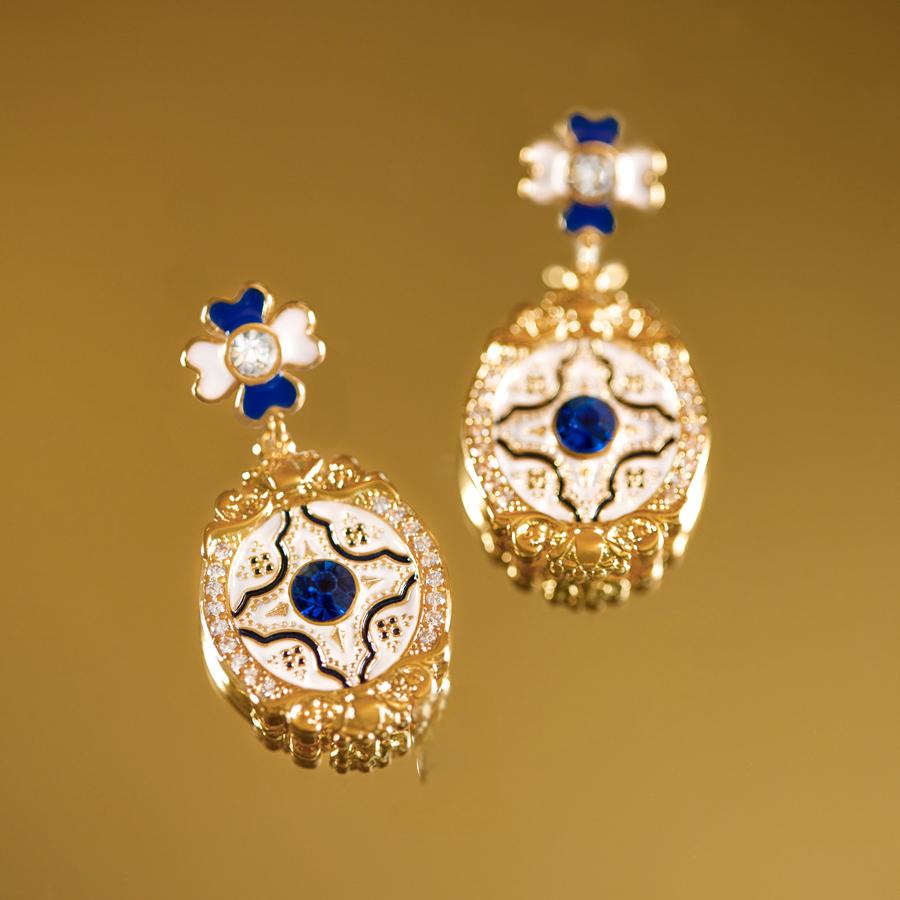 “Époque Élégante” French Vintage Enamel Earrings