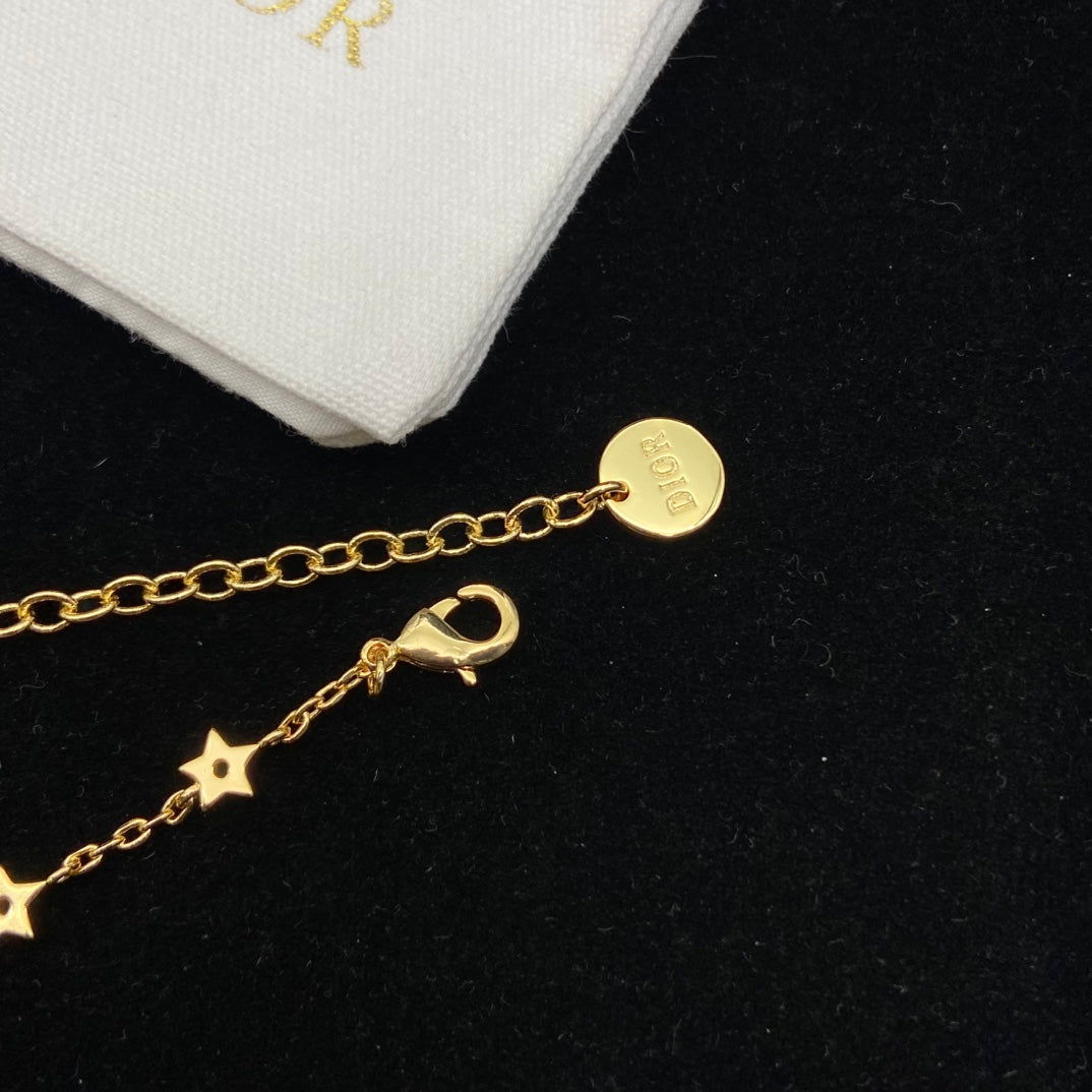 DIOR STAR NECKLACE