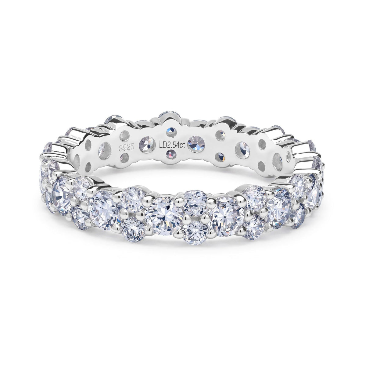 Angled perspective view of 2.54ct round lab diamond double row band.