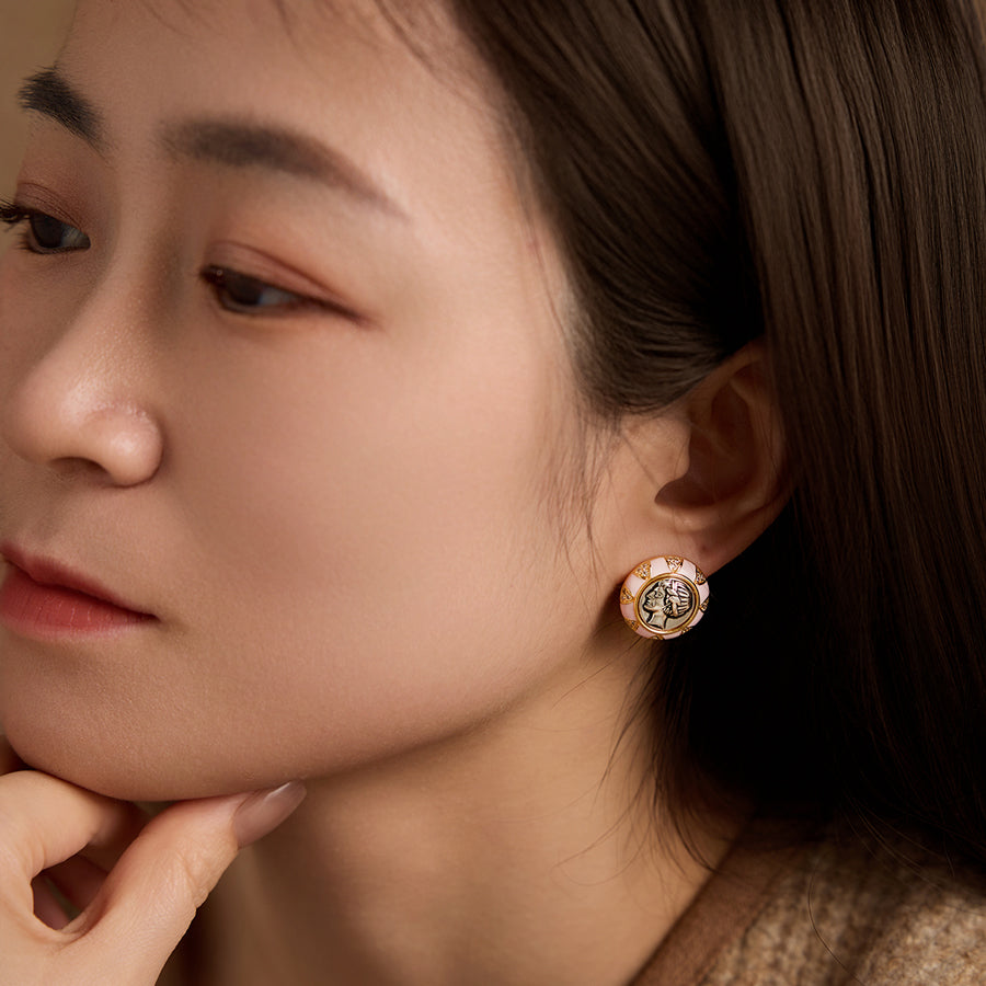 Model wearing Vintage Coin Earrings – Elegant Retro Jewelry Look