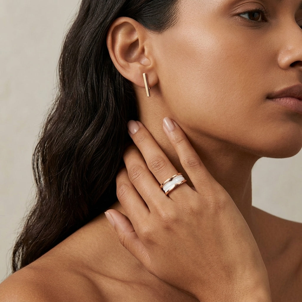 BVLGARI B.zero1 three-band ring with white ceramic spiral