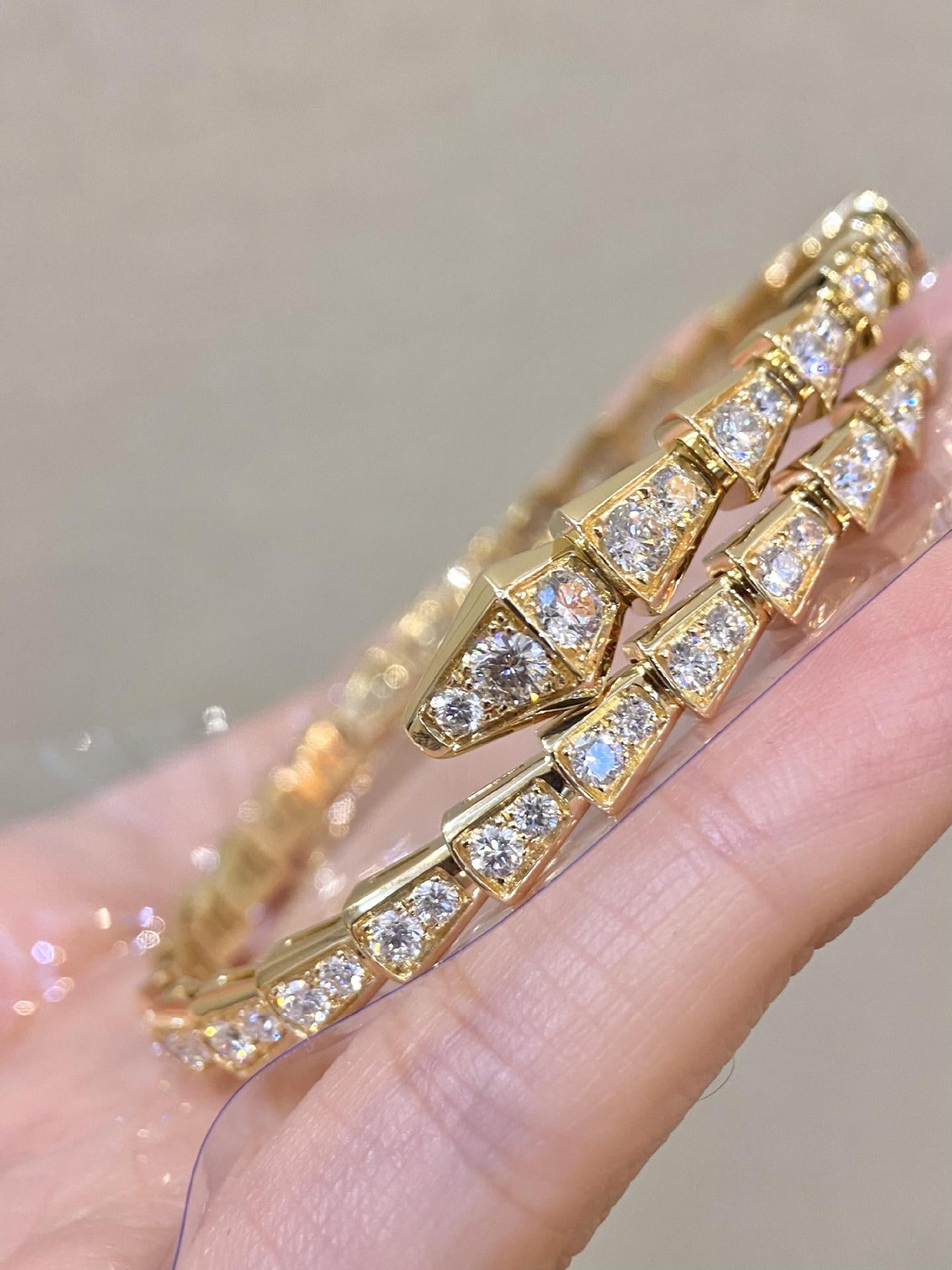 BVLGARI Serpenti Viper Bracelet  pave diamond