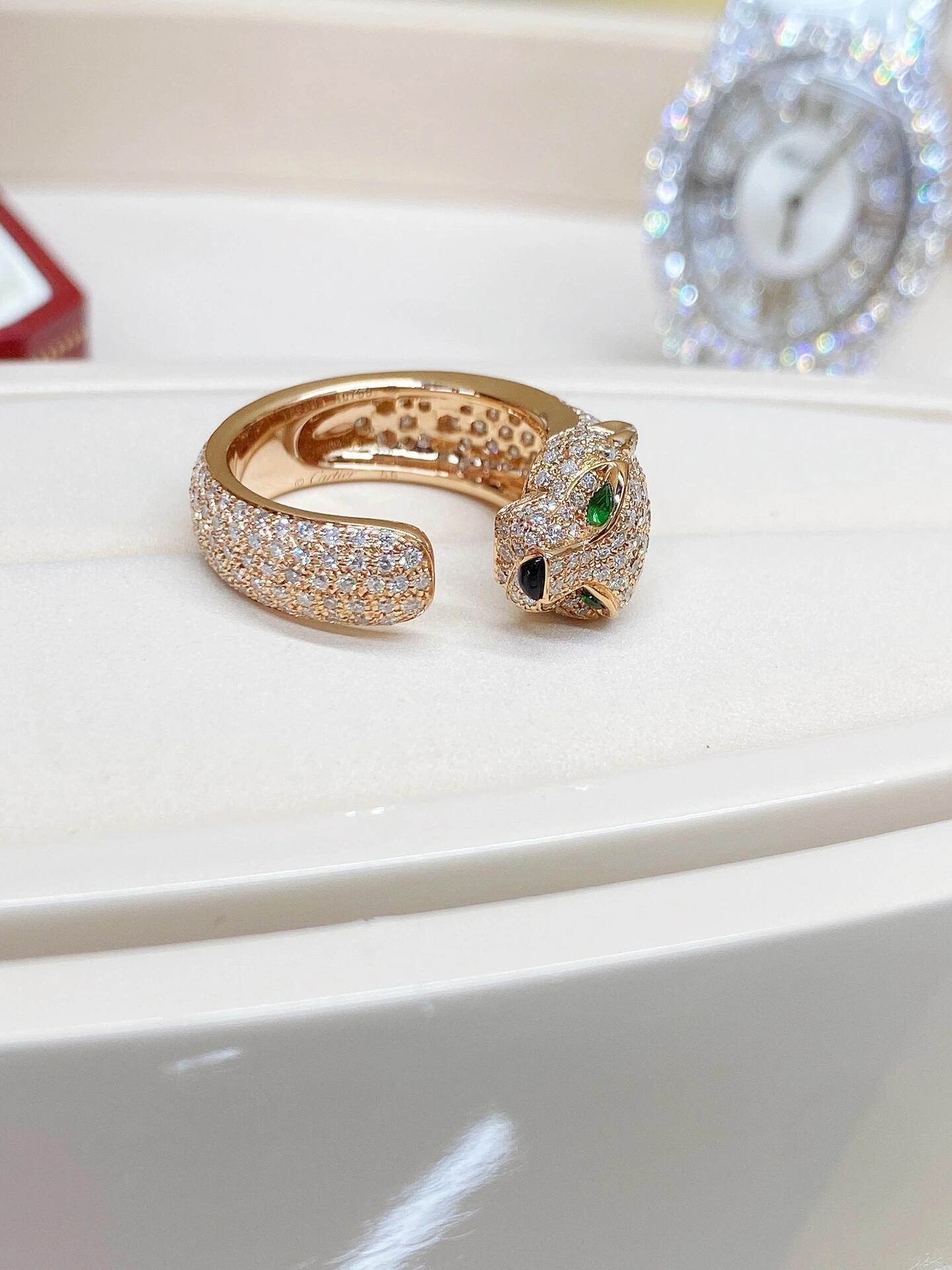 Cartier Panthère de  ring medium model、paved