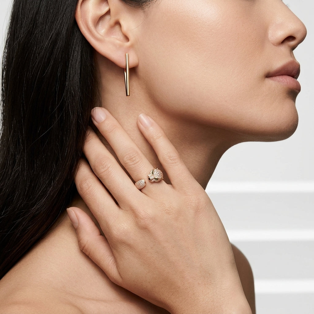 Cartier Panthère de  ring medium model、paved