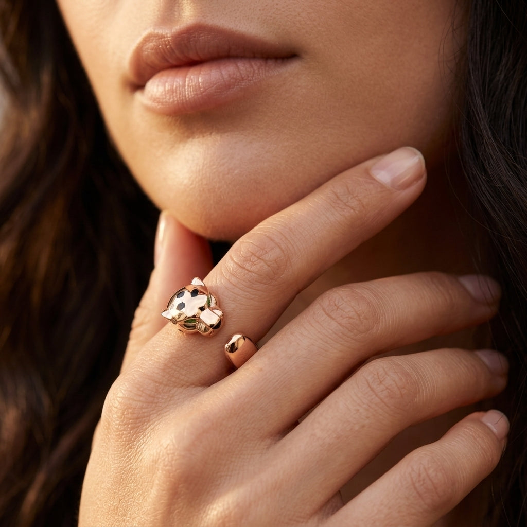  Cartier Panthere de  Onyx Ring