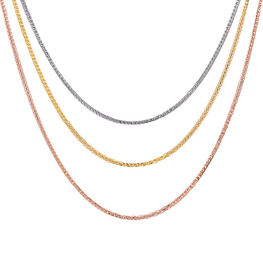 Silver chain on neutral background. Alt: “Chopin Chain in 925 Sterling Silver – Classic Link Necklace.”