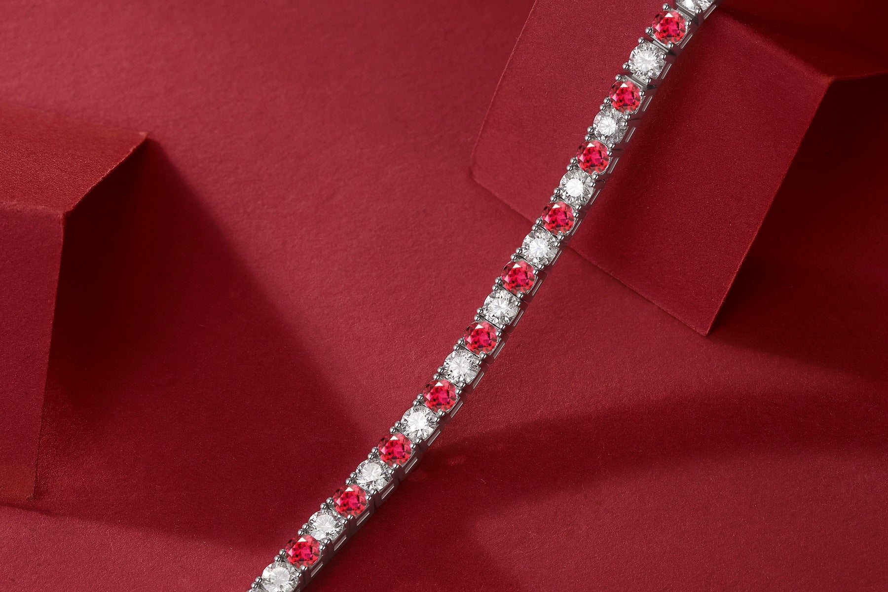 Emerald Moissanite Tennis Bracelet – 18K Yellow Gold.