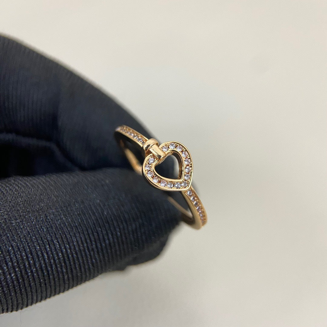 FRED Pretty Woman ring Mini model in 18k pink gold and diamonds