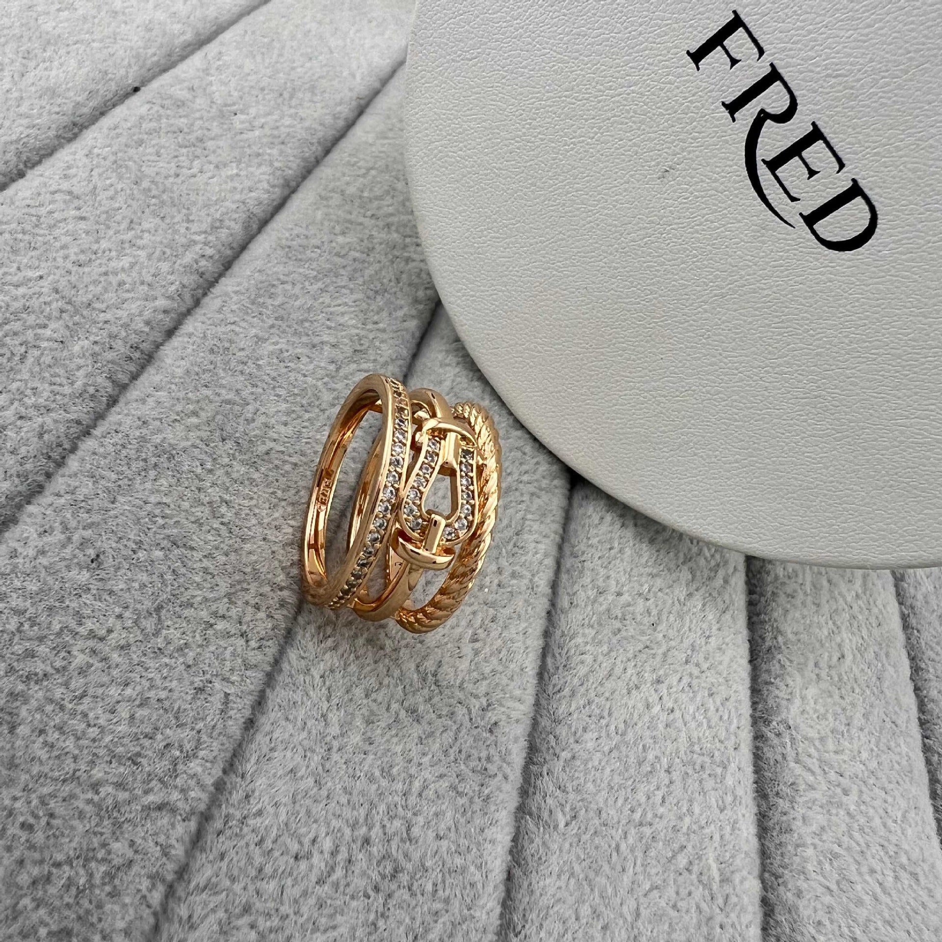 Force 10 ring 18K yellow gold diamond half paved