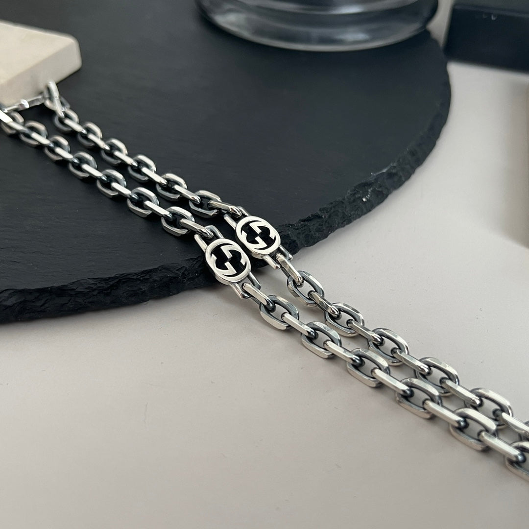 “Sterling silver finish and Gucci craftsmanship detail”