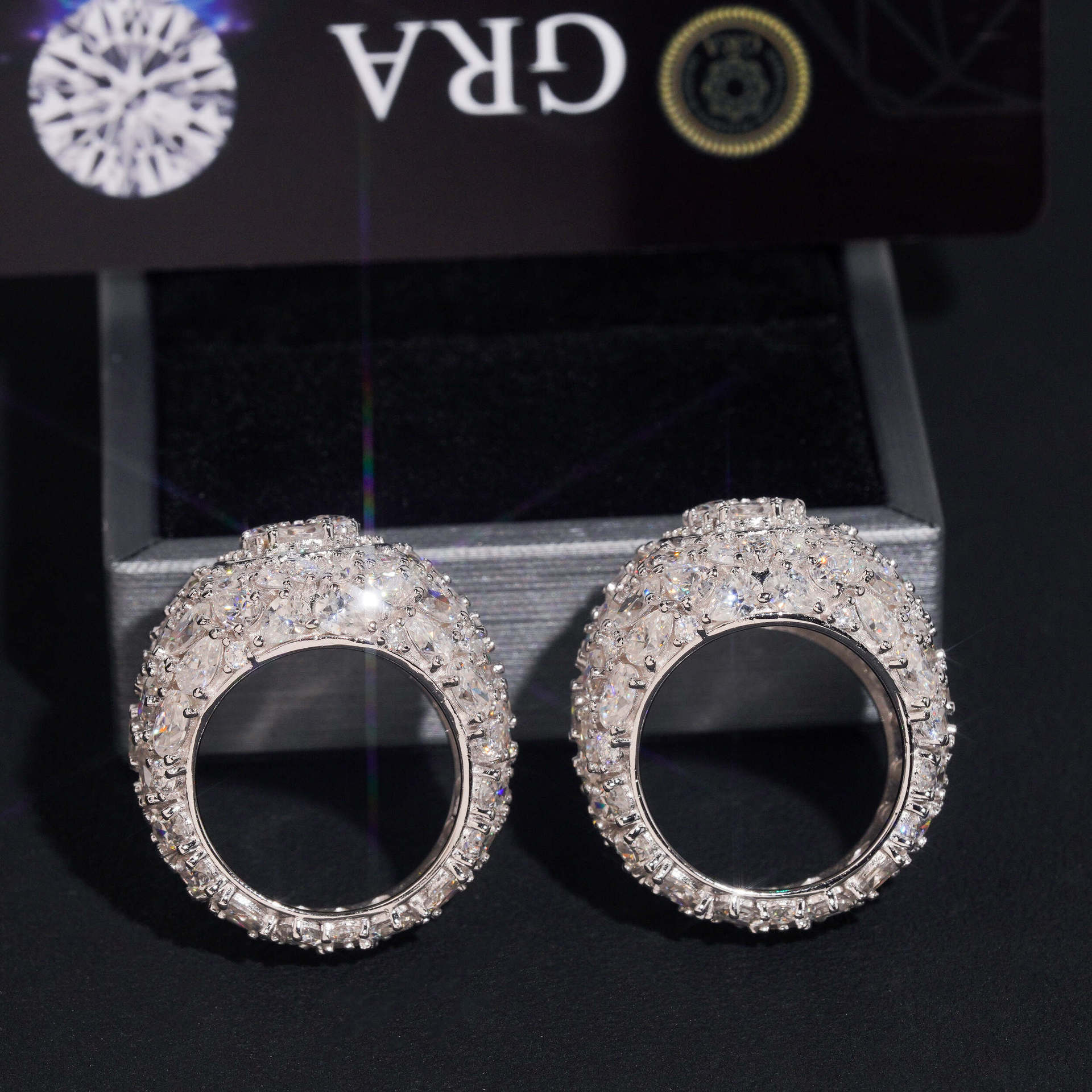  Gold irregular cuban ring on neutral background, showing asymmetrical stone placement. Alt: “Irregular Shaped Moissanite Cuban Ring – 18K Gold Plated Silver.”