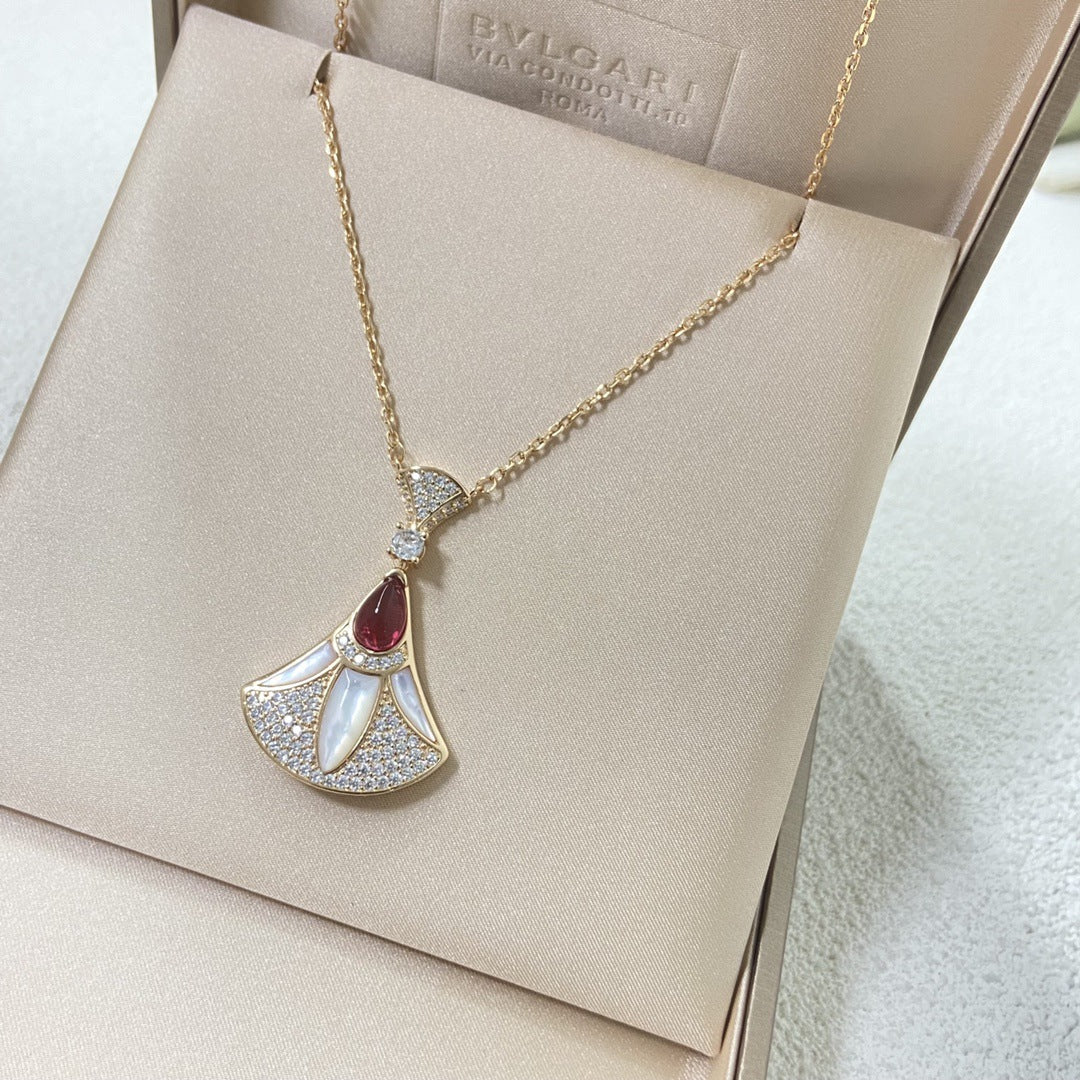 “Petal Grace” Natural Mother-of-Pearl Fan Pendant Necklace 