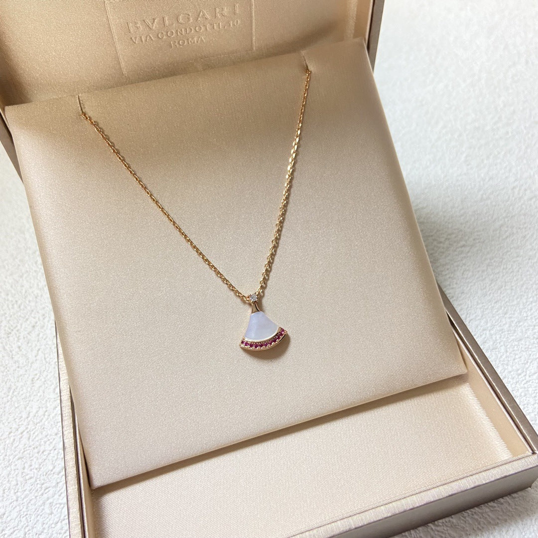 “Petal Grace” Natural Mother-of-Pearl Fan Pendant Necklace 