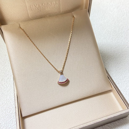 “Petal Grace” Natural Mother-of-Pearl Fan Pendant Necklace 