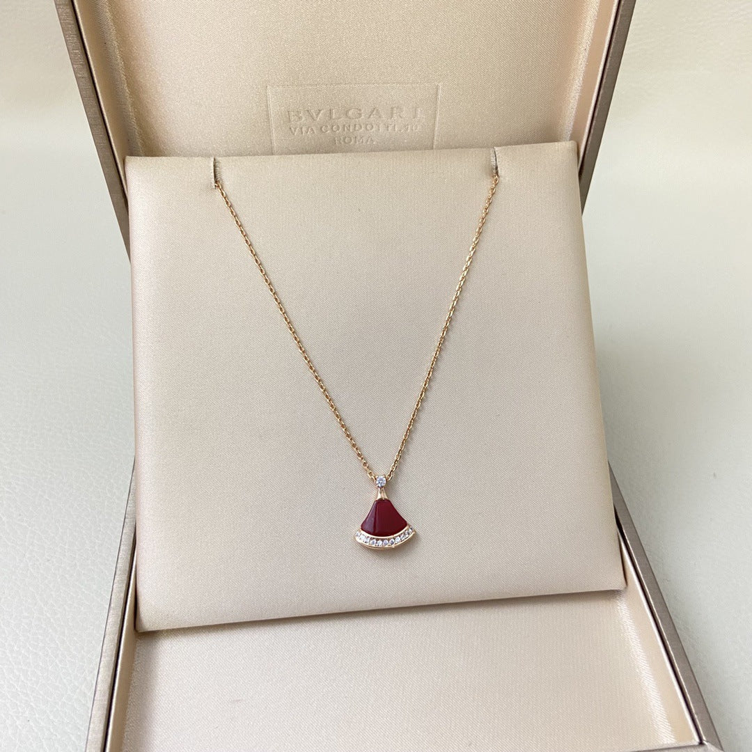 “Petal Grace” Natural Mother-of-Pearl Fan Pendant Necklace 