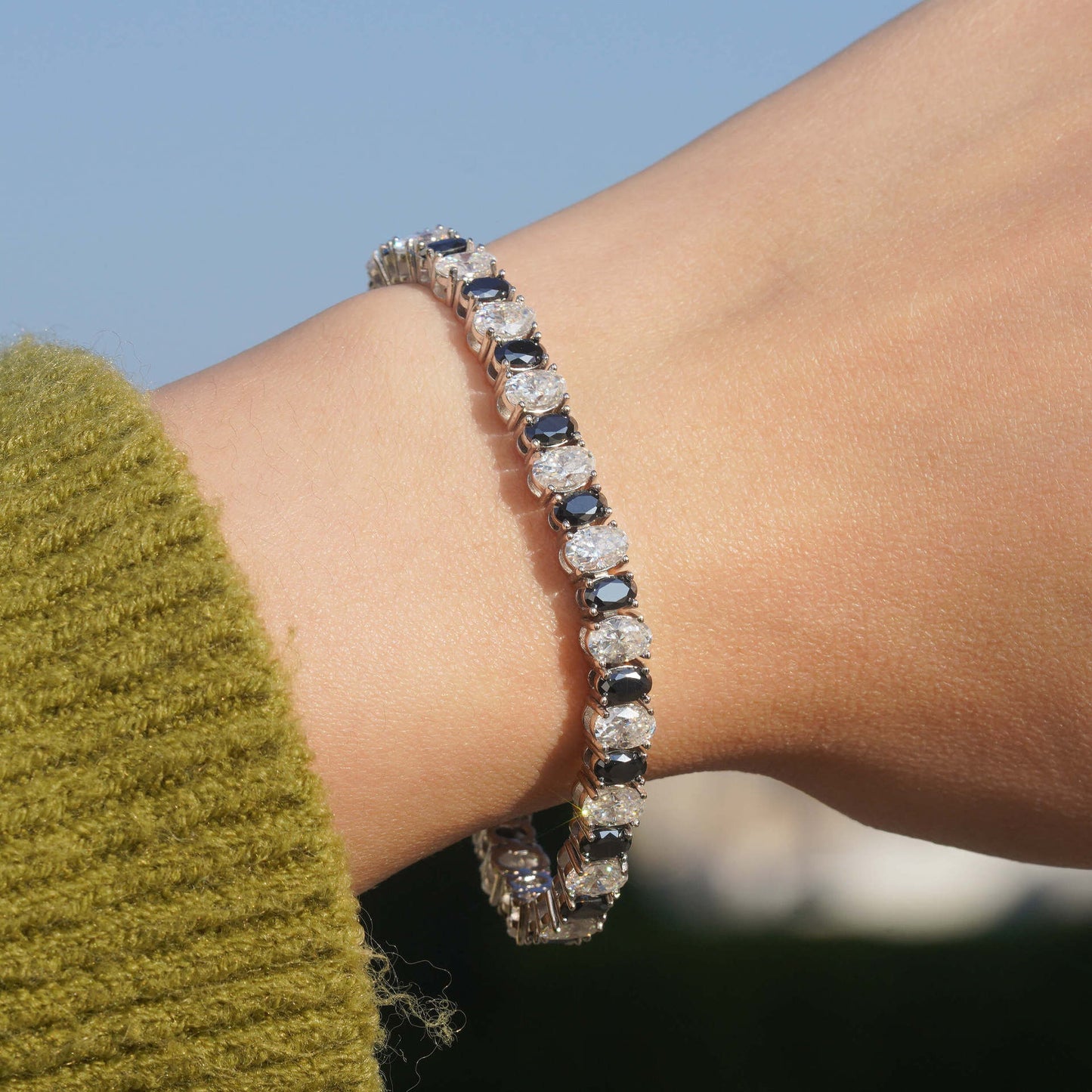 Female model wearing the bracelet on wrist.