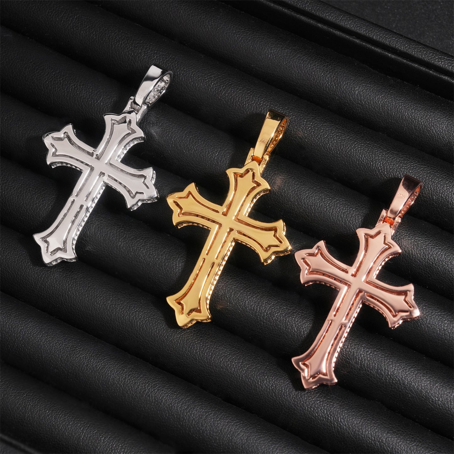  Shows full back pavé coverage for premium "iced-out" look or hollow back for lighter weight.
