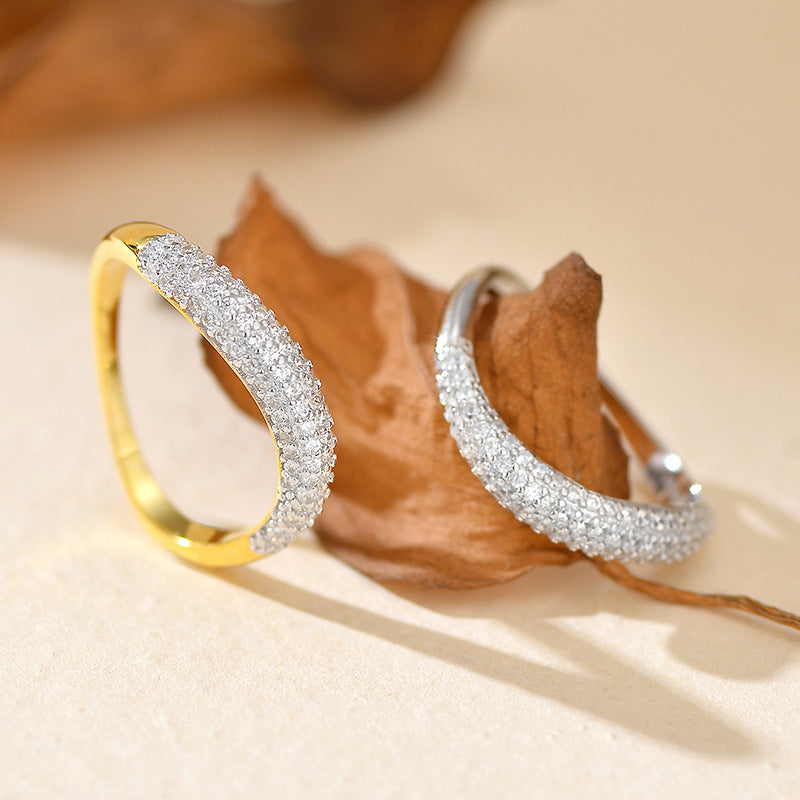 “Close-up of geometric band design with micro-set zircon details on S925 silver ring”