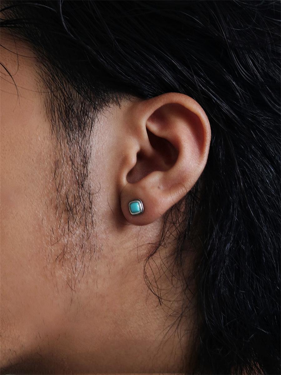 “Unisex turquoise stud earrings styled on model – everyday ethnic look”