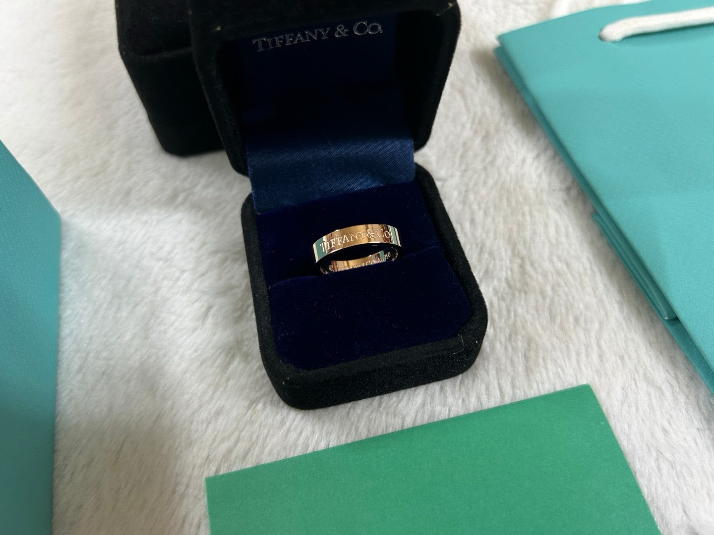 Tiffany T&CO.@:Band Ring wide letters