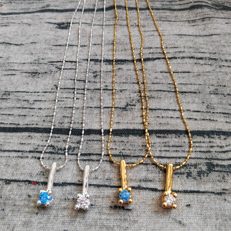  Necklace on neutral background. Alt: “UNOde50 Crystal Necklace – Silver Crystal Pendant.”