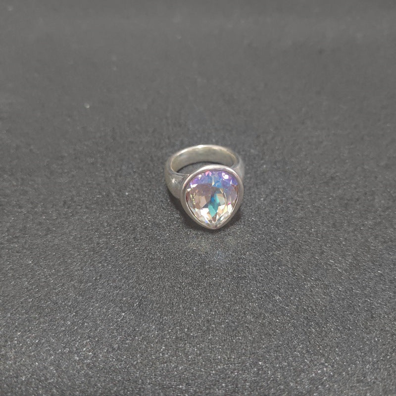 UNOde50 Mrs Begum Silver Drop-Shaped Crystal Ring