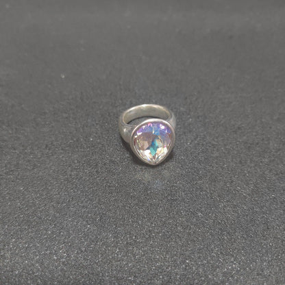 UNOde50 Mrs Begum Silver Drop-Shaped Crystal Ring