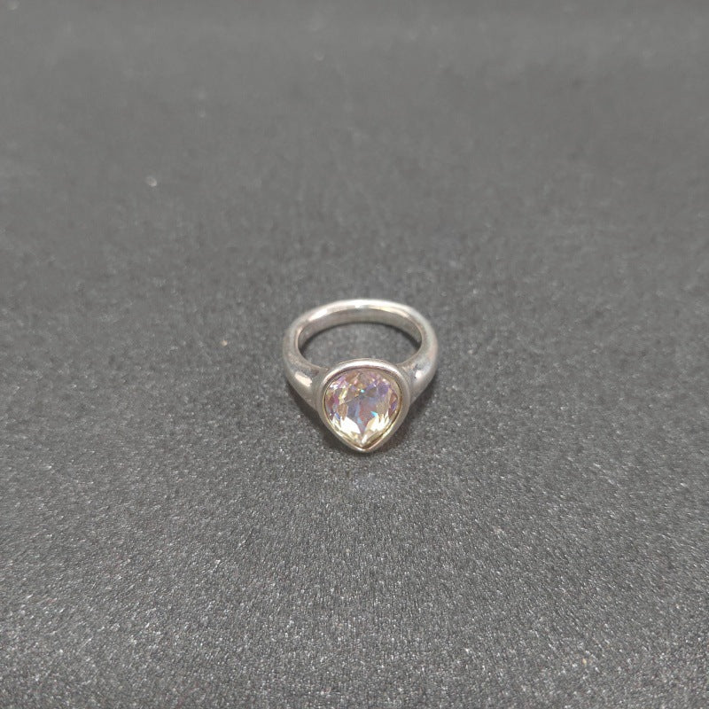 UNOde50 Mrs Begum Silver Drop-Shaped Crystal Ring