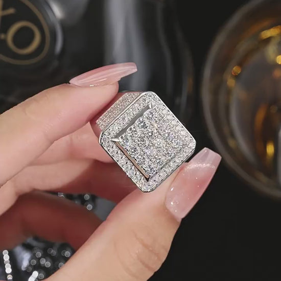 Ring worn alone on finger (ring finger or middle finger best for showing round cluster)