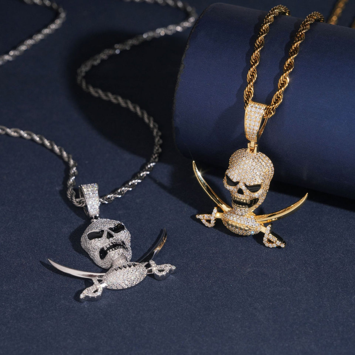 S925 silver iced out moissanite pirate skull and swords pendants in gold and silver hanging on rope chains